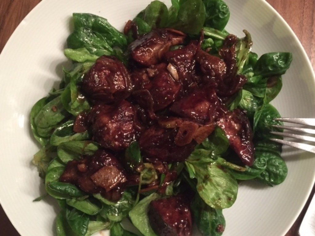 Corn salad with chicken liver in balsamico