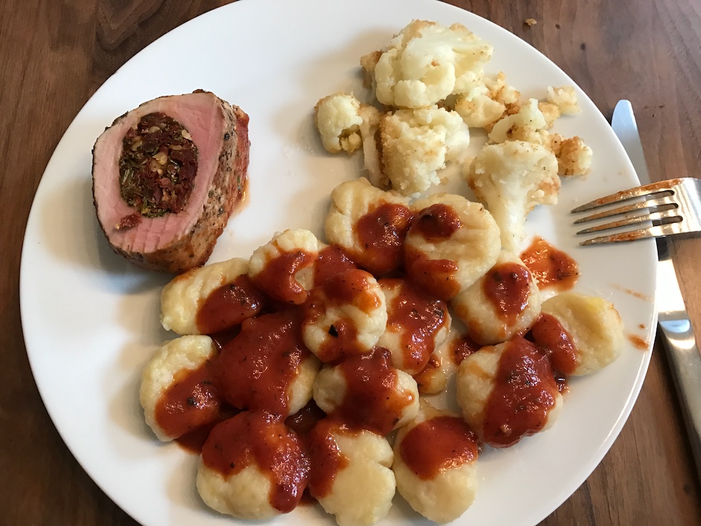 Stuffed pork fillet
