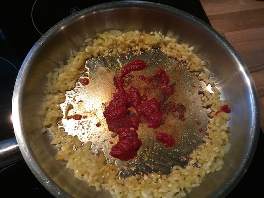 Saffron spaghetti
